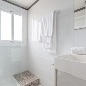 Lägenhet | 2 sovrum och internet