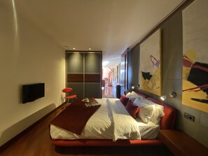House | 1 bedroom - Luminous Designer Loft Style Apt Eixample Views By Myrentalhost (Barcelona)