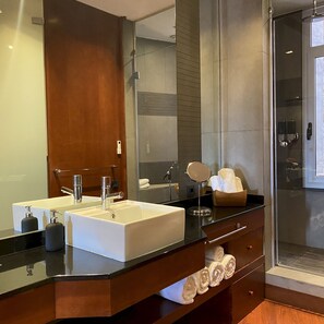 Apartment | 1 bedroom - Luminous Designer Loft Style Apt Eixample Views By Myrentalhost (Barcelona)