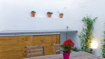 Apartment, Accessible | 2 bedrooms, Internet