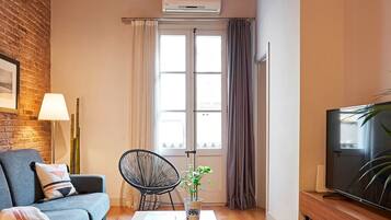 Apartment | 2 bedrooms, Internet