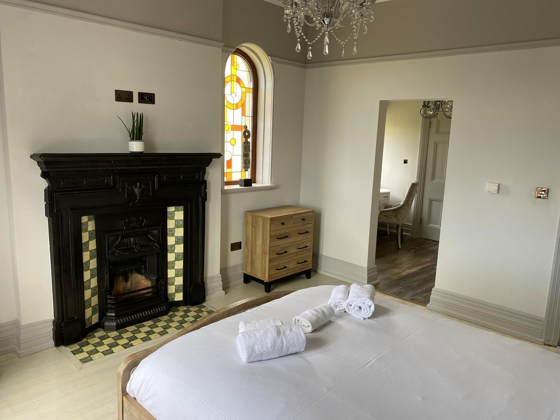 House | 4 bedrooms, free WiFi, bed sheets