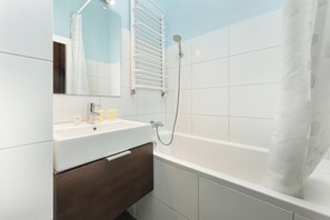 Lejlighed - 2 soveværelser - køkken | Badeværelse | Håndklæder