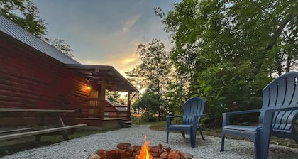 Pluggy’s Place - Perfect Location |Outdoor Firepit