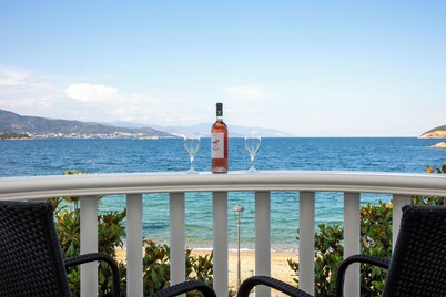 Seaside Serenity House