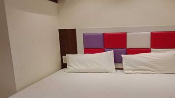 Deluxe Room | Premium bedding, desk, free WiFi, bed sheets