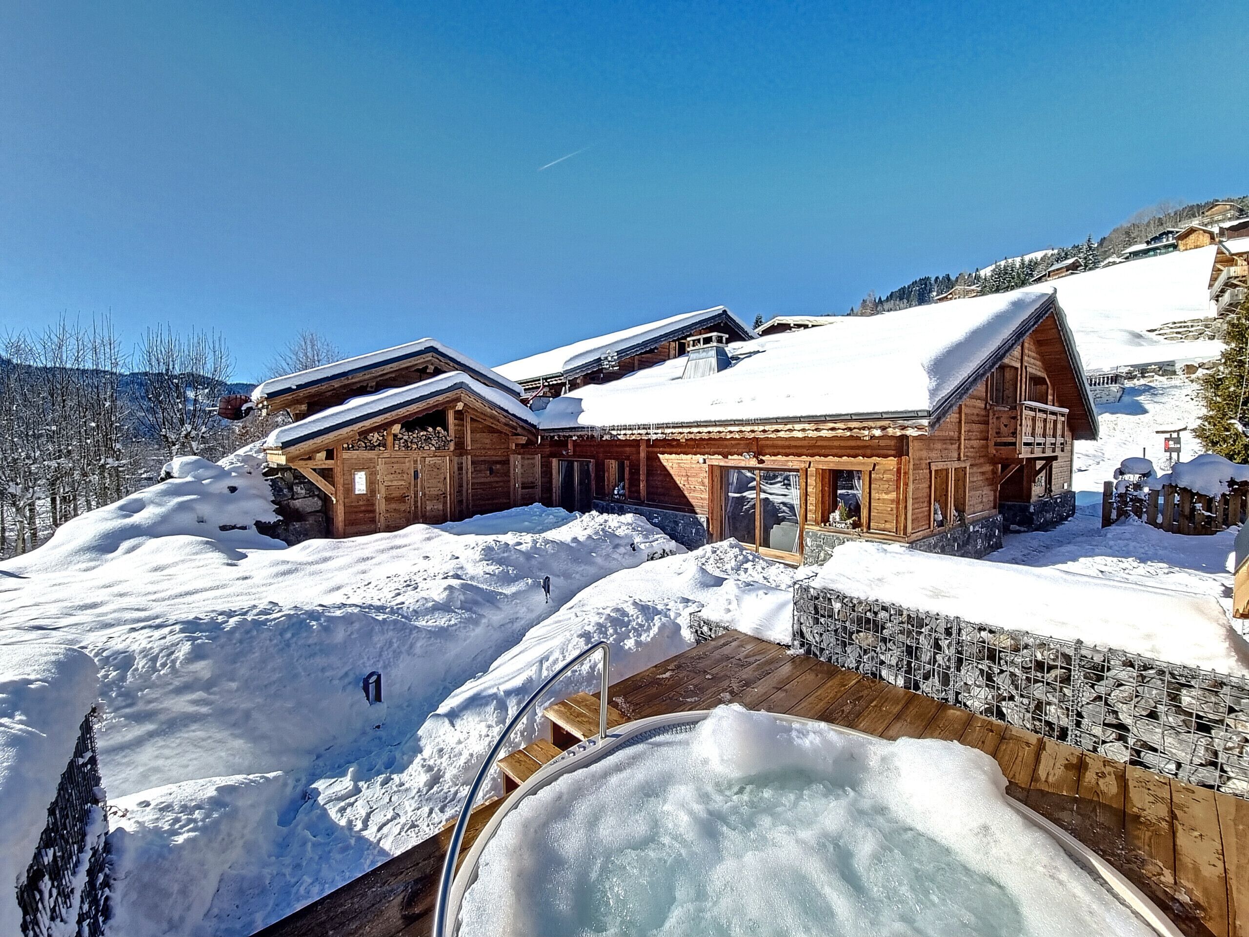 Bain à remous extérieur