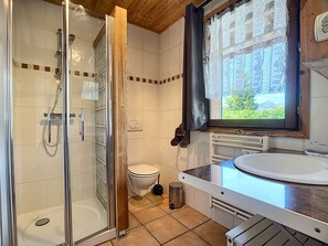Shower, towels - Koa - appartement - 8 pers - ski-in/out (Les Gets)