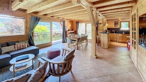 Living area - Chalet Leonie - 10 pers - proche centre (Les Gets)