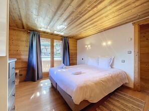 3 habitaciones, wifi gratis y ropa de cama 