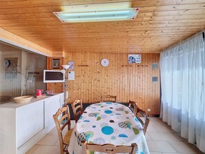 Dining - Padouk - appartement - 6pers (Les Gets)