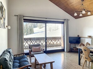 TV - Cornuts 2 - appartement -5pers (Les Gets)