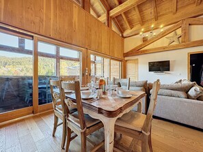 Dining - Passa Franc - appartement- 8pers - proche piste (Les Gets)