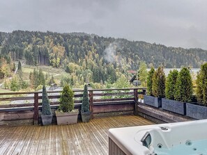 Outdoor spa tub - Reve de Montagne - appartement - 6 pers - proche p (Les Gets)