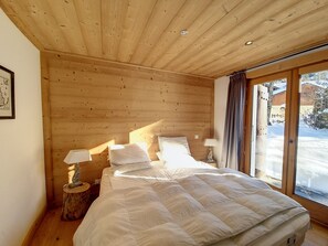 5 bedrooms, free WiFi, bed sheets - Chalet Framboisière - 10 pers - proche piste, cent (Les Gets)