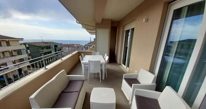 Bright Holiday House A 301