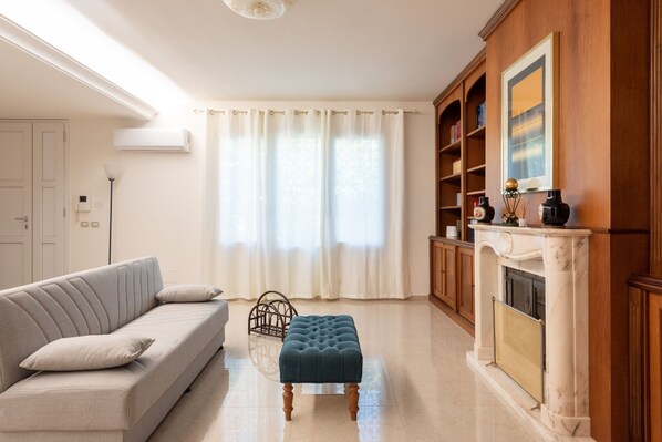 تلفزيون ذكي