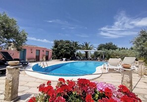 Udendørs pool