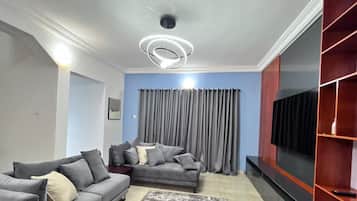 Apartment | Living area | TV