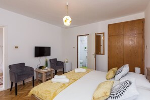 Kamar Double (Double Room with Terrace and Partial ) | 1 kamar tidur dan Wi-Fi gratis