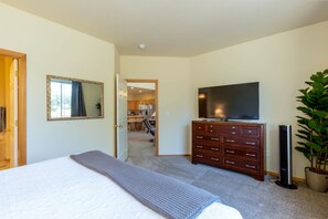 4 camere, una scrivania, ferro/asse da stiro, Wi-Fi