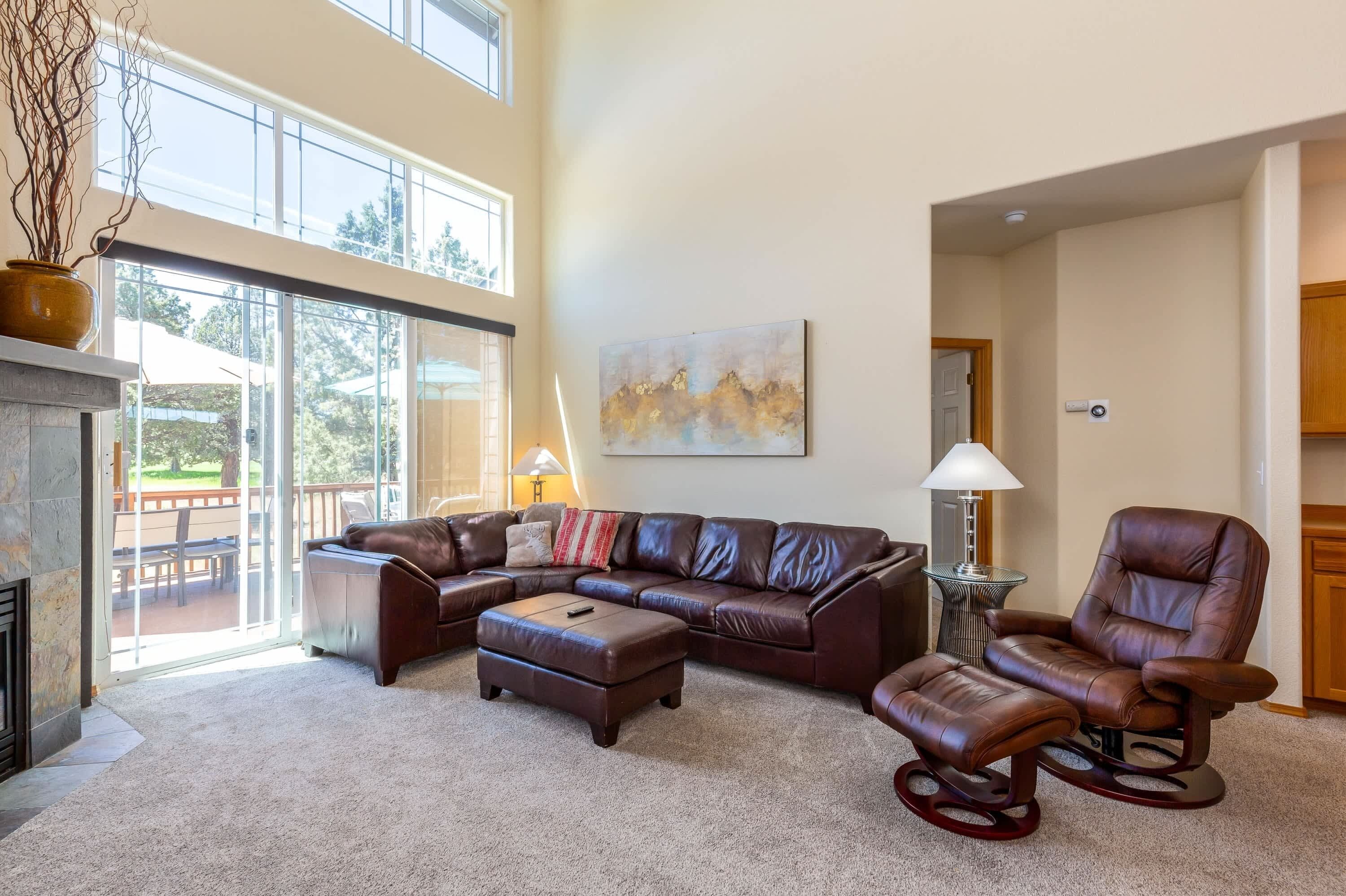 Eagle Crest Getaway W/ Hot Tub & Golf Views - Eagle Crest, OR
