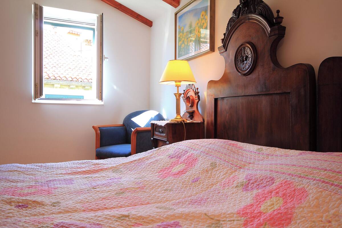 Apartment (Two bedroom Garden House)
