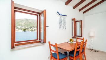 Apartment (Sea House 2) | Dining room