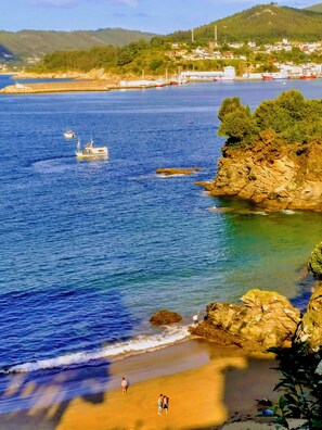 On the beach - The Cliffs - MarCastelos (Viveiro)