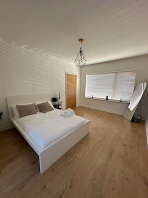 4 Schlafzimmer, Bügeleisen/Bügelbrett, Reisekinderbett, kostenloses WLAN