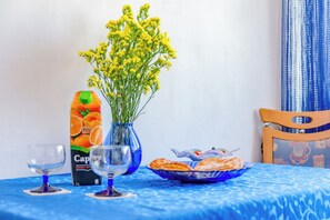 غرفة لتناول الطعام