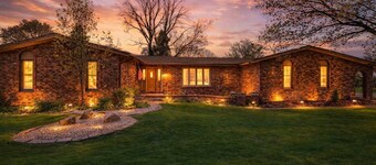 Near Shopping & Dining- The South Bend Bungalow