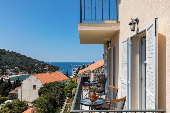 Apartment (Begović Guest House - One-Bedroom Ap) | Balcony - Begović Guest House (Dubrovnik)