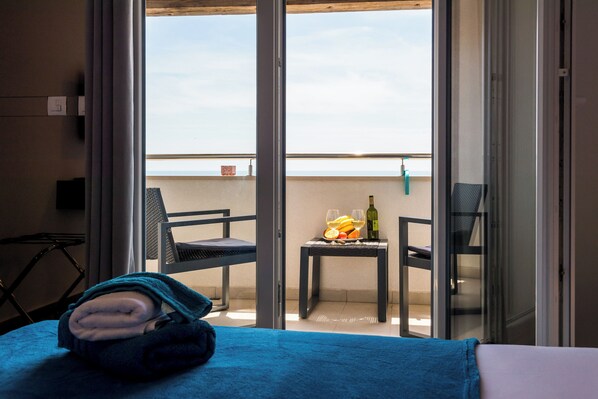 Studio (Studio Apartment with Balcony and Sea) | Free WiFi - Apartment Petra 14 (Dubrovnik)