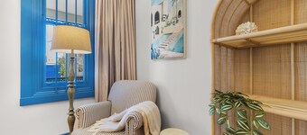 Blue Moon Redfern Vintage House