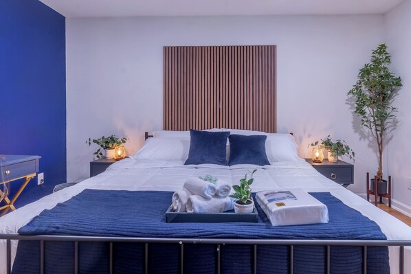 1 habitación, escritorio, tabla de planchar con plancha y wifi gratis