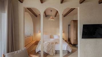 Premium bedding, minibar, in-room safe, individually decorated