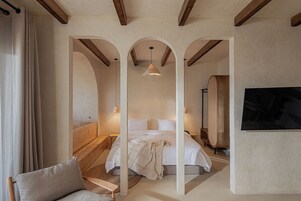 Superior-Suite, 1 Schlafzimmer, Whirlpool, Meerblick | Hochwertige Bettwaren, Minibar, Zimmersafe, Verdunkelungsvorhänge