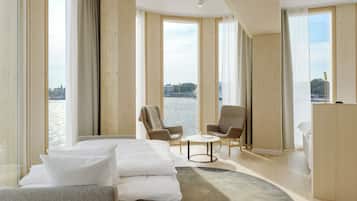 Ropa de cama de alta calidad y minibar