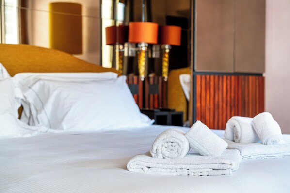 2 bedrooms, WiFi, bed sheets