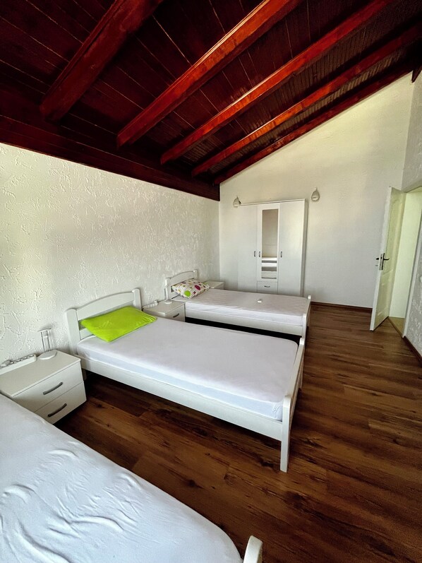 3 habitaciones, wifi y ropa de cama 