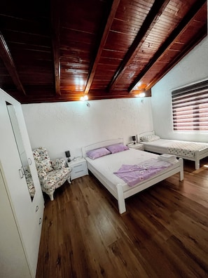 3 habitaciones, wifi y ropa de cama 