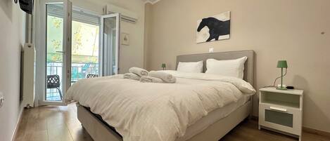 3 chambres, fer et planche à repasser, Wi-Fi, draps fournis