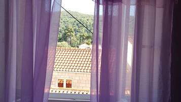 Twin Room (Double or Twin Room with External Pri) | View from property