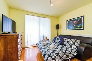 Appartement (One Bedroom Apartment with Balcony an) | Salle de séjour