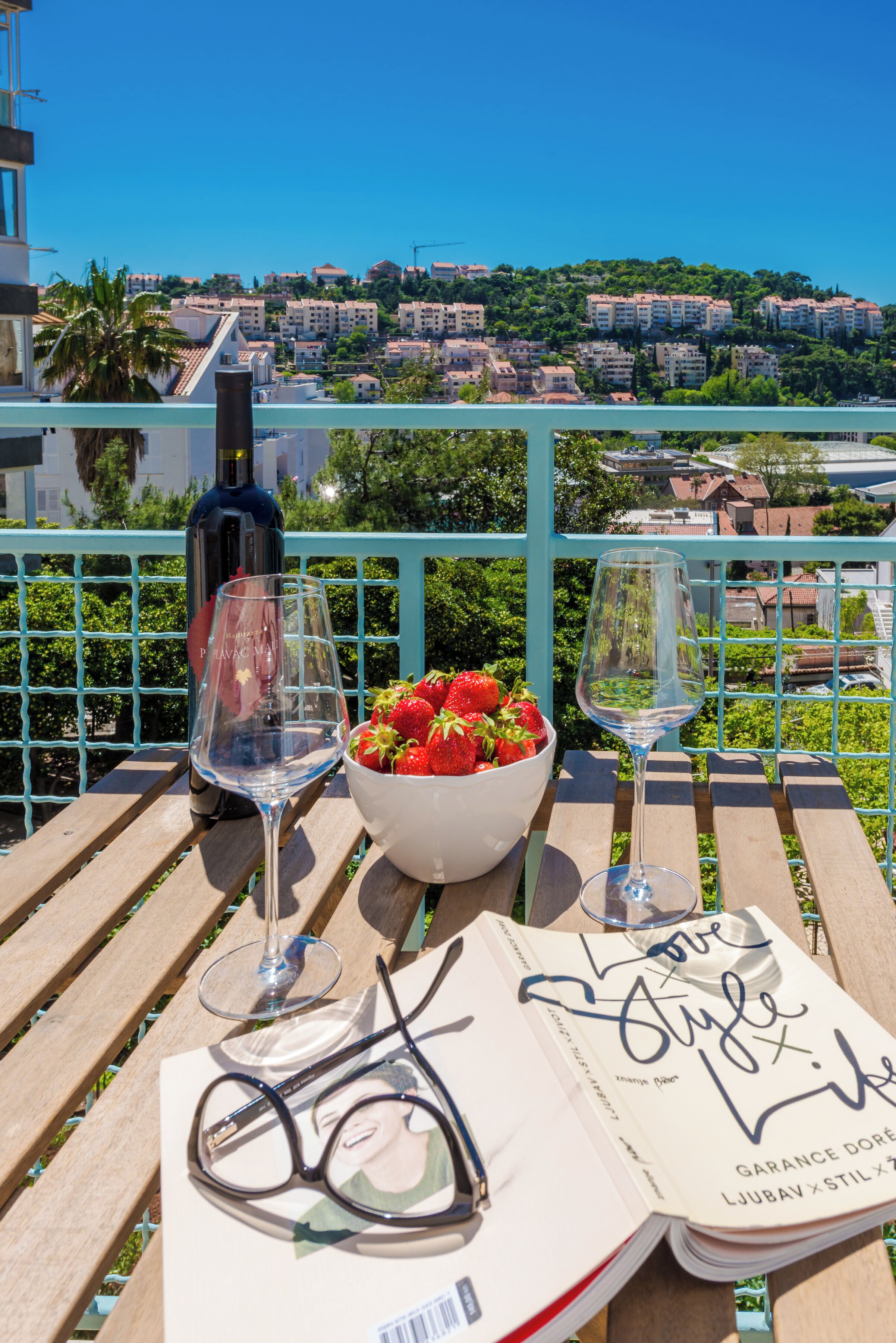 Apartment (Comfort One Bedroom Apartment with Ba) | Balcony