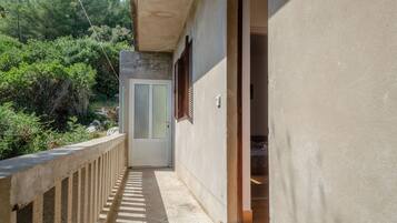 Apartment (One Bedroom Apartment with Balcony an) | Exterior