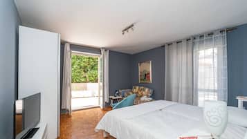 Apartamento (Two Bedroom Apartment with Terrace an) | 2 quartos, Wi-Fi de cortesia