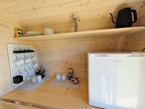 Cabin, Park View | 1 bedroom, bed sheets