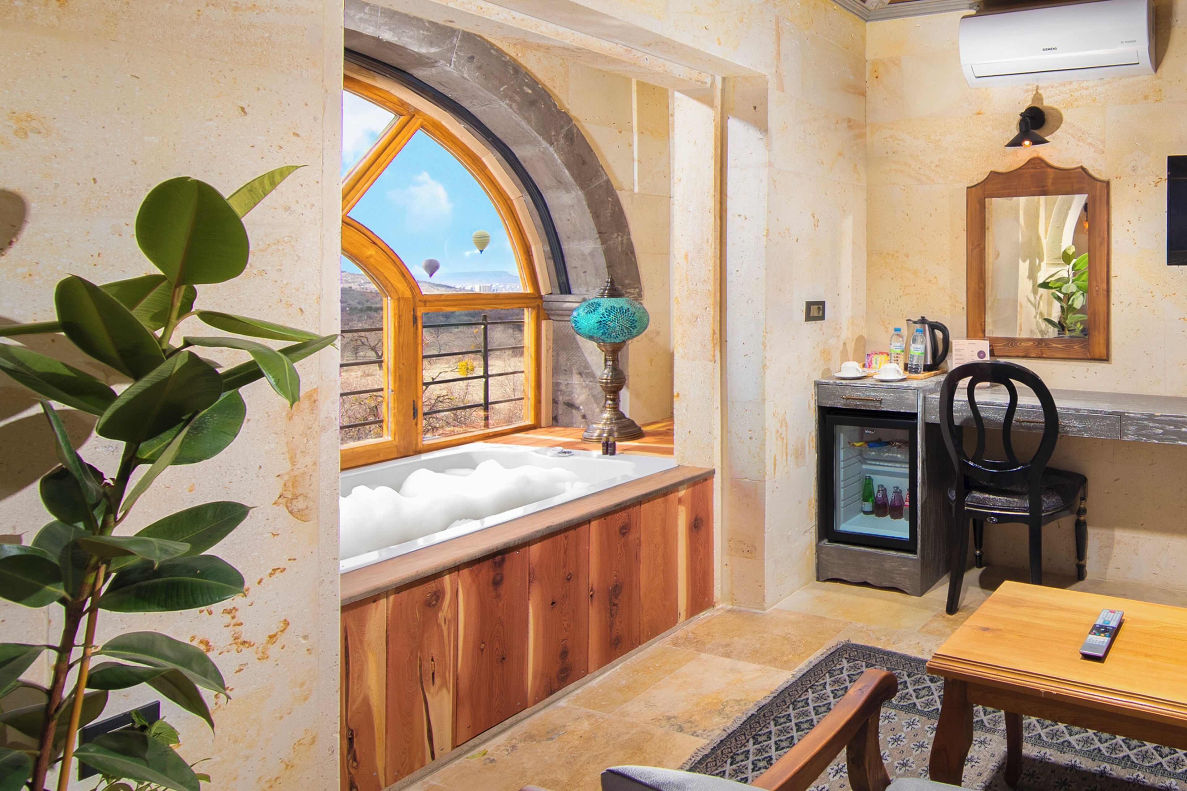 غرفة ديلوكس مزدوجة أو بسريرين منفصلين - لغير المدخنين - بحوض استحمام | أغطية فراش متميزة وأسرّة سليكت كومفورت وميني بار